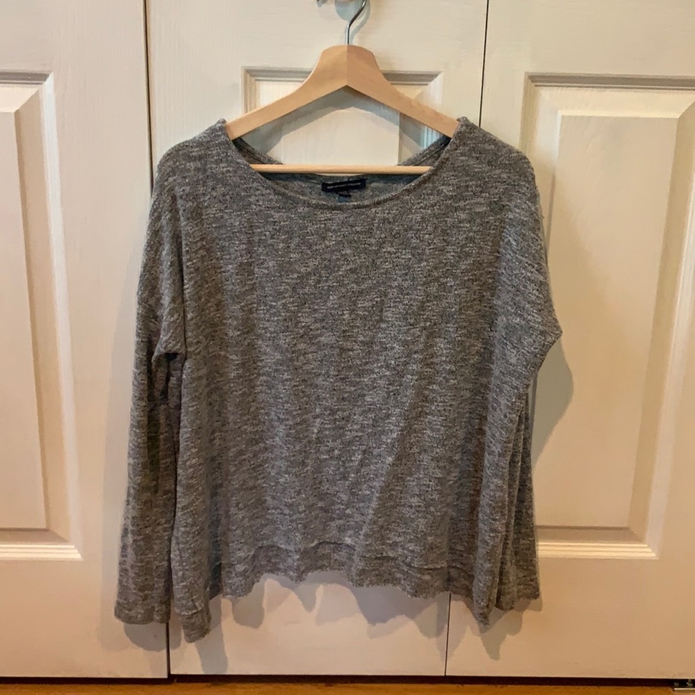 American Eagle split back sweater